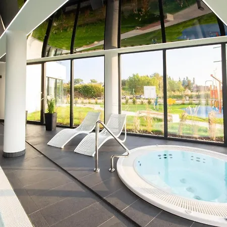 Westin House 215 *